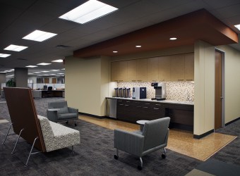 Interior renovations of State National offices by MAPP Construction and Alliance Architects. Located in Ft. Worth, Texas.