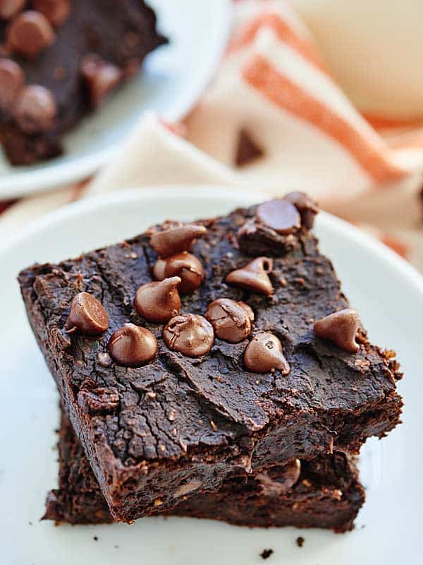 Black-Bean-Brownies-Show-Me-the-Yummy-2