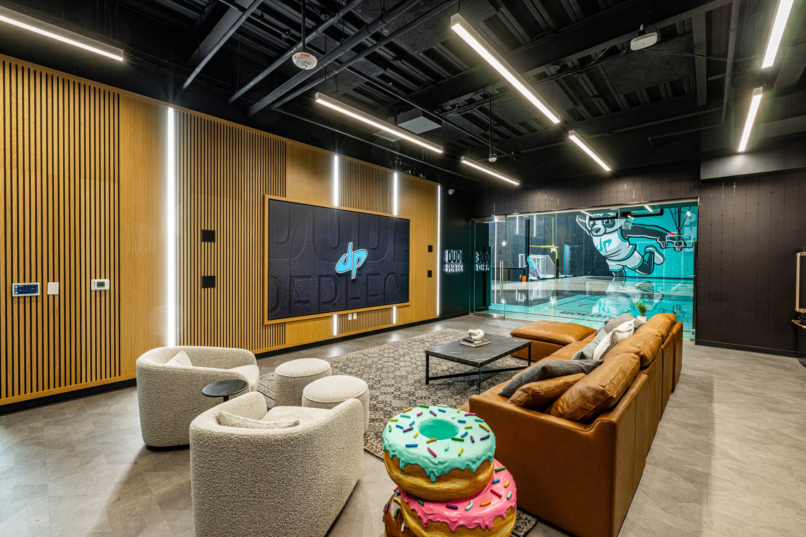 Dude Perfect HQ3 Dude Perfect HQ3